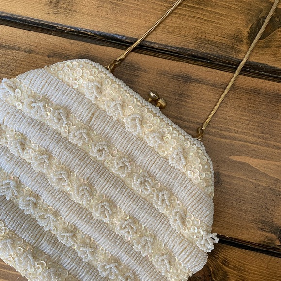 Beautiful vintage pearl purse - Picture 2 of 6